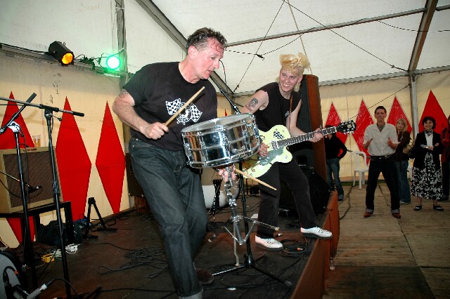 min 2007 05 06 retro rhythm 255